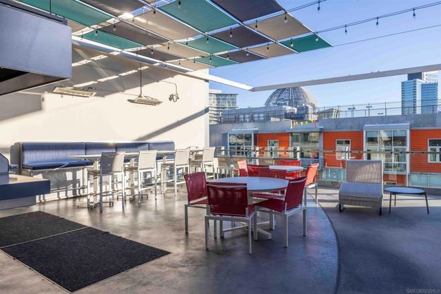 1050 Island Ave. 404, San Diego, CA 92101