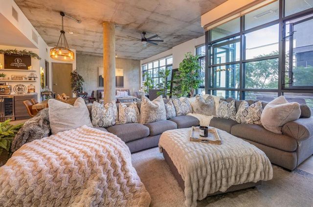 1050 Island Ave. 404, San Diego, CA 92101