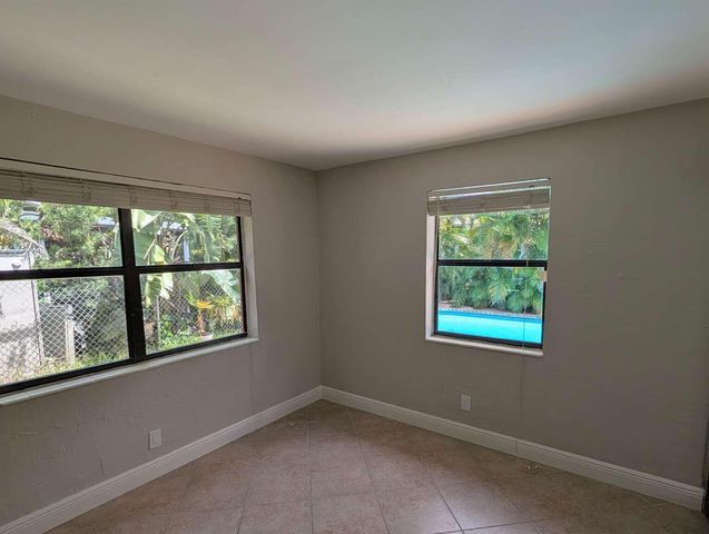 1450 NE 30TH Street, Pompano Beach, FL 33064
