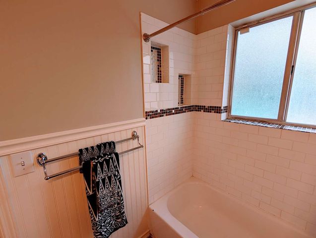 1450 NE 30TH Street, Pompano Beach, FL 33064