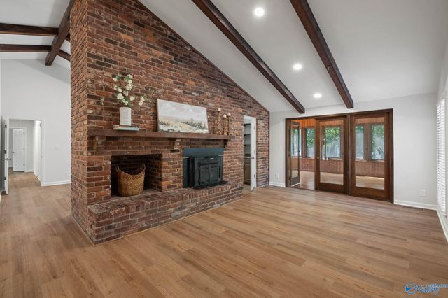 7901 Mcintosh Circle SE, Huntsville, AL 35802