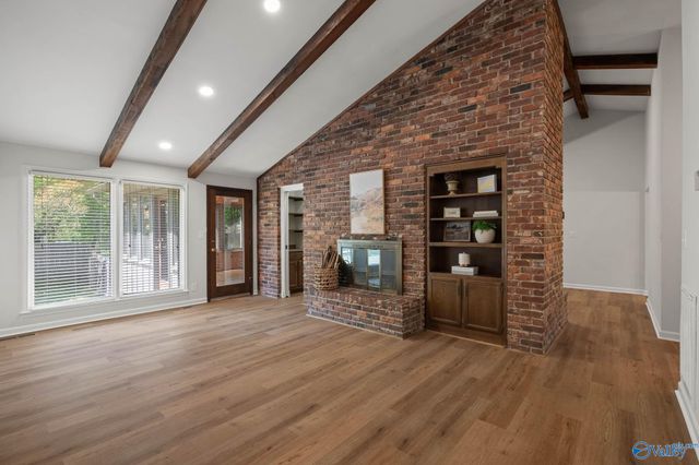 7901 Mcintosh Circle SE, Huntsville, AL 35802