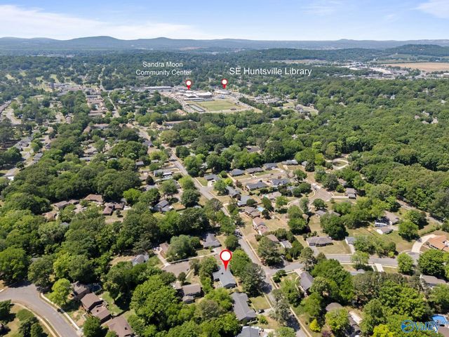 7901 Mcintosh Circle SE, Huntsville, AL 35802