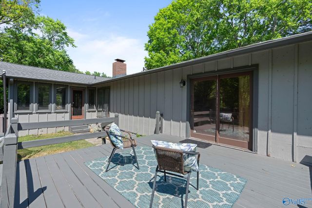 7901 Mcintosh Circle SE, Huntsville, AL 35802