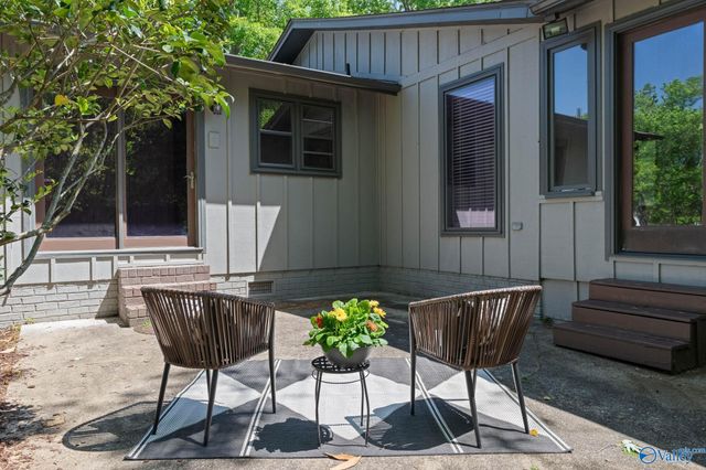 7901 Mcintosh Circle SE, Huntsville, AL 35802