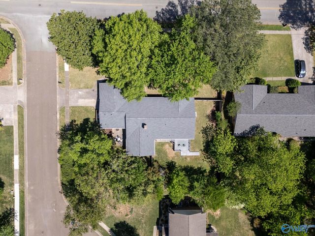 7901 Mcintosh Circle SE, Huntsville, AL 35802