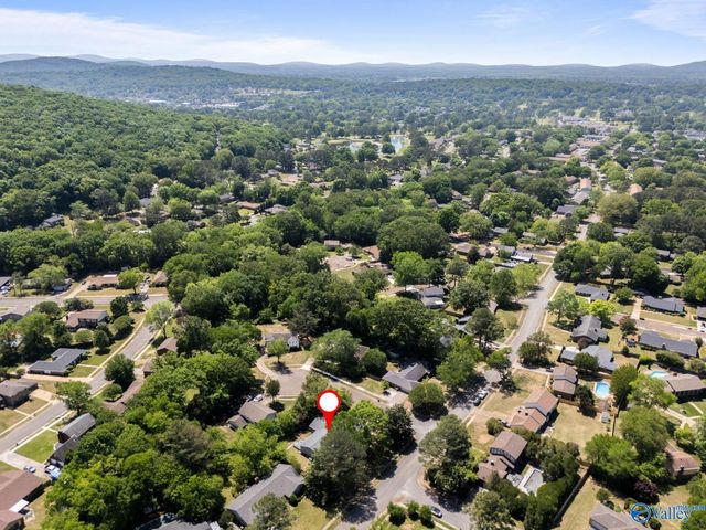 7901 Mcintosh Circle SE, Huntsville, AL 35802