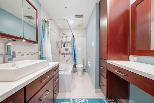 7346 Camino Verde Drive, Houston, TX 77083