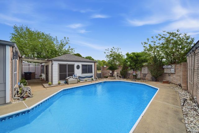 7346 Camino Verde Drive, Houston, TX 77083