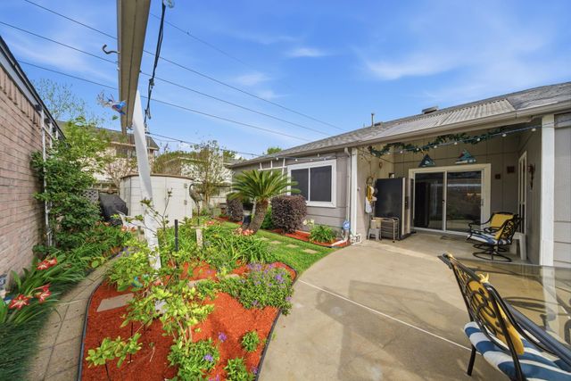 7346 Camino Verde Drive, Houston, TX 77083