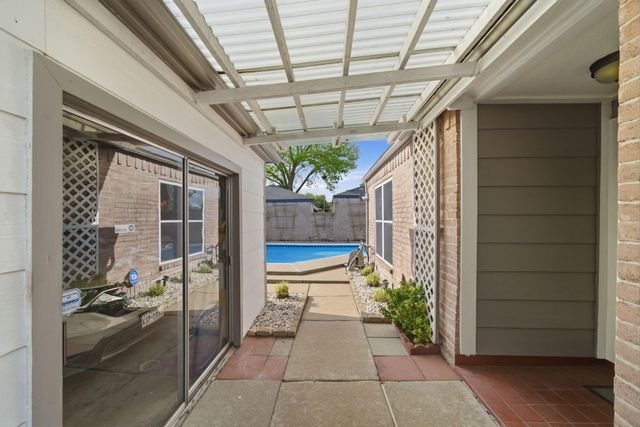 7346 Camino Verde Drive, Houston, TX 77083