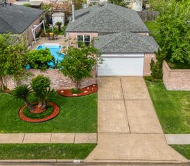 7346 Camino Verde Drive, Houston, TX 77083