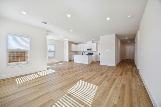 2900 Woodbrook Drive, Sherman, TX 75092