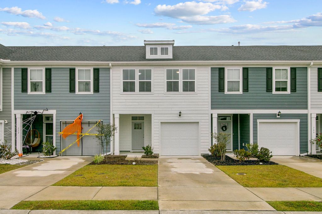 770 Trotters Lane, Moncks Corner, SC 29461