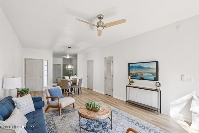 4795 PLAYPEN Drive, Jacksonville, FL 32210