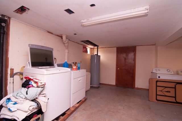 30 Adeline Avenue, Bristol, CT 06010