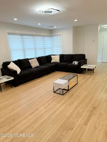 2025 Lesser Parkway, Oakhurst, NJ 07755