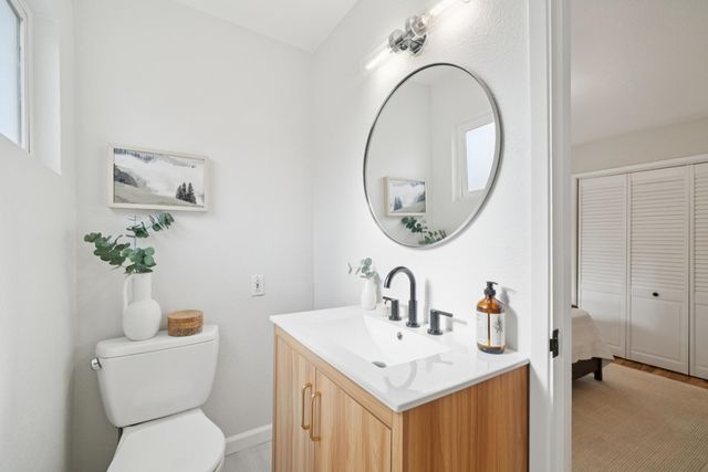 6308 6308 Heather Ridge, Oakland, CA 94611