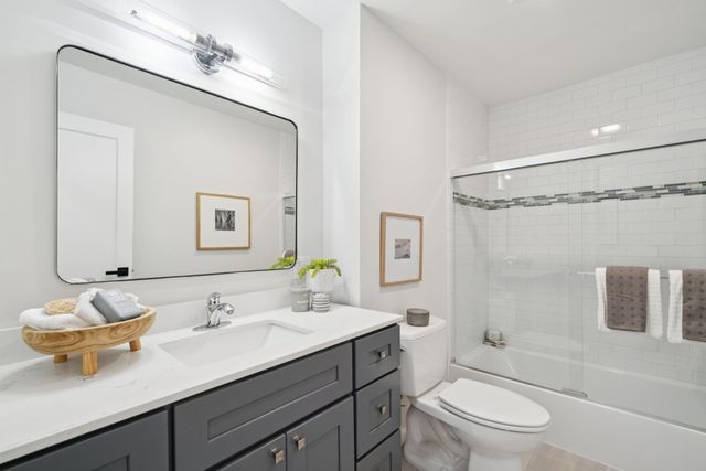 6308 6308 Heather Ridge, Oakland, CA 94611