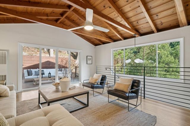 6308 6308 Heather Ridge, Oakland, CA 94611