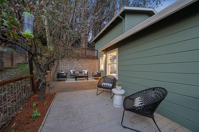 6308 6308 Heather Ridge, Oakland, CA 94611