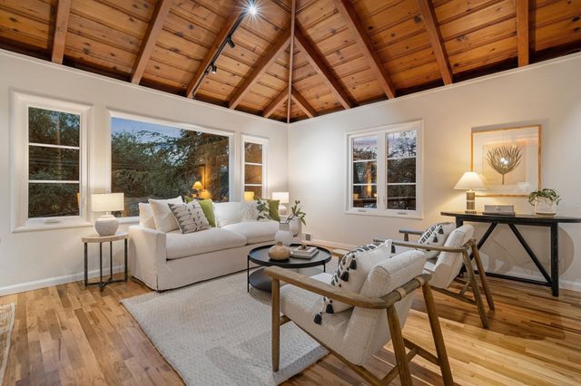 6308 6308 Heather Ridge, Oakland, CA 94611