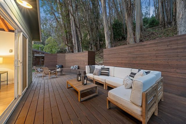 6308 6308 Heather Ridge, Oakland, CA 94611