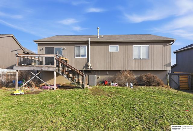 11710 S 209th Avenue, Gretna, NE 68028