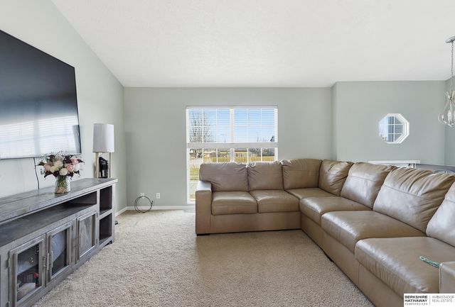 11710 S 209th Avenue, Gretna, NE 68028