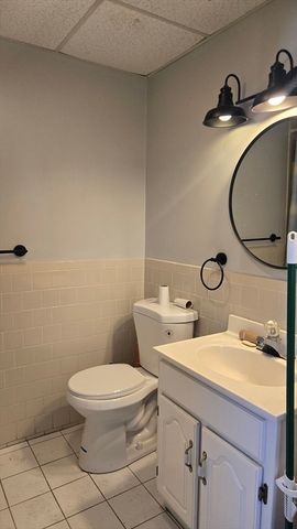 651 Washington St, Canton, MA 02021