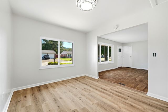 30 Steiner Boulevard, Barboursville, WV 25504