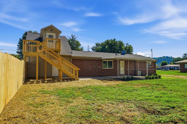 30 Steiner Boulevard, Barboursville, WV 25504