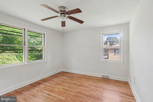 1202 HILLSIDE BLVD, Wilmington, DE 19803