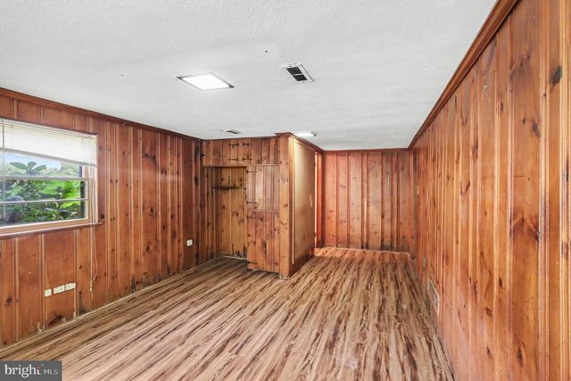 1202 HILLSIDE BLVD, Wilmington, DE 19803