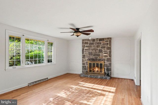 1202 HILLSIDE BLVD, Wilmington, DE 19803