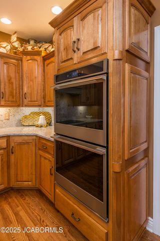 105 SUMMERHILL DRIVE, Jefferson City, MO 65109