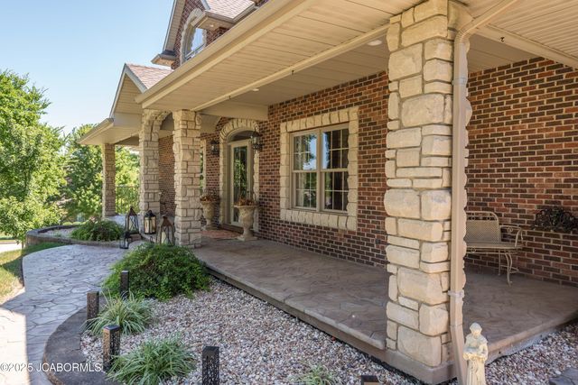 105 SUMMERHILL DRIVE, Jefferson City, MO 65109