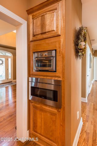 105 SUMMERHILL DRIVE, Jefferson City, MO 65109