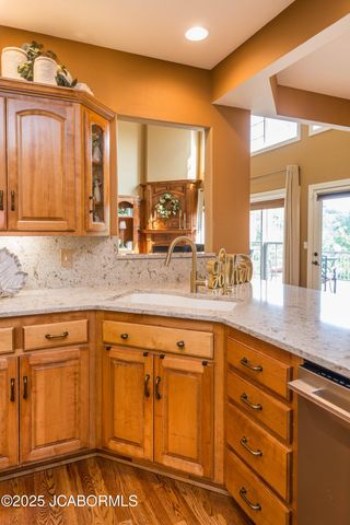 105 SUMMERHILL DRIVE, Jefferson City, MO 65109