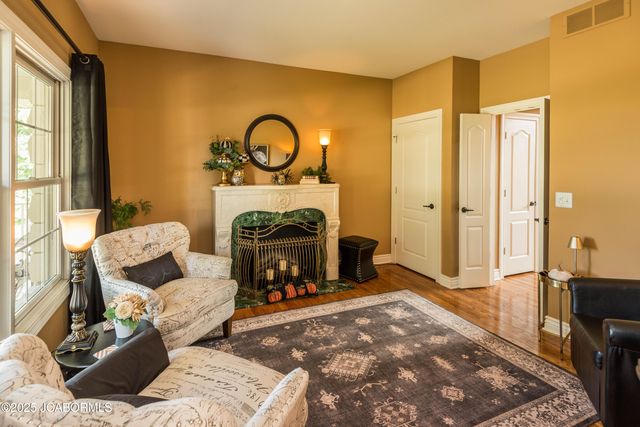 105 SUMMERHILL DRIVE, Jefferson City, MO 65109