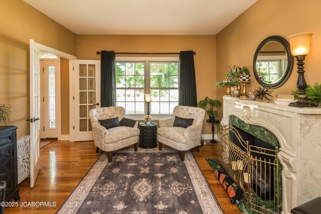 105 SUMMERHILL DRIVE, Jefferson City, MO 65109