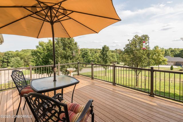 105 SUMMERHILL DRIVE, Jefferson City, MO 65109