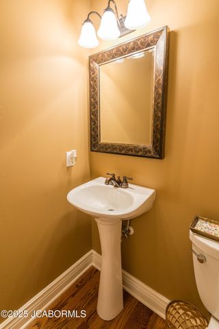 105 SUMMERHILL DRIVE, Jefferson City, MO 65109