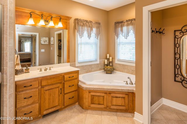 105 SUMMERHILL DRIVE, Jefferson City, MO 65109