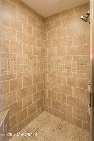 105 SUMMERHILL DRIVE, Jefferson City, MO 65109