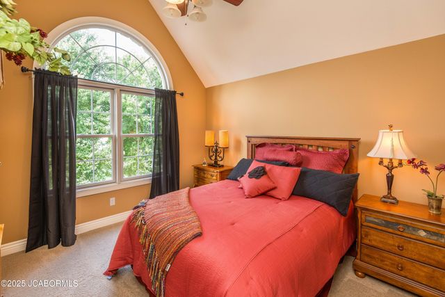 105 SUMMERHILL DRIVE, Jefferson City, MO 65109