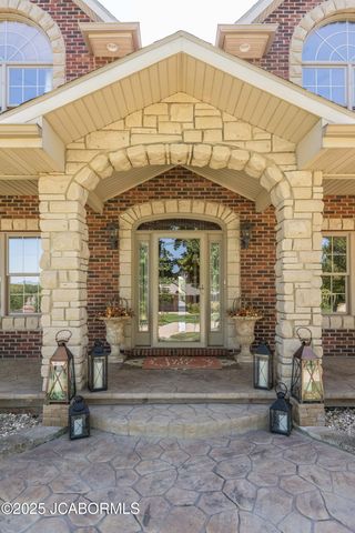 105 SUMMERHILL DRIVE, Jefferson City, MO 65109