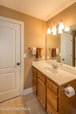 105 SUMMERHILL DRIVE, Jefferson City, MO 65109