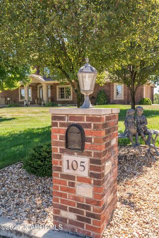 105 SUMMERHILL DRIVE, Jefferson City, MO 65109