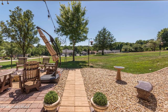 105 SUMMERHILL DRIVE, Jefferson City, MO 65109